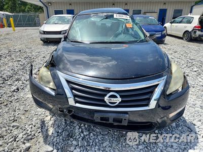 Piąte zdjęcie samochodu w środku: 2015 NISSAN ALTIMA 2.5 S VIN:1N4AL3AP8FN901515 - miniatura
