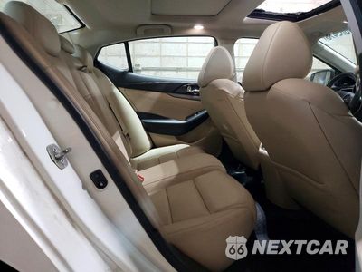 Zdjęcie 10 z 13 samochodu: 2017 NISSAN MAXIMA 3.5 SL VIN:1N4AA6AP9HC448186 - miniatura