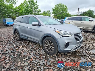 Czwarte zdjęcie samochodu z boku: 2019 HYUNDAI SANTA FE XL SE VIN:KM8SM4HF8KU305010 - miniatura