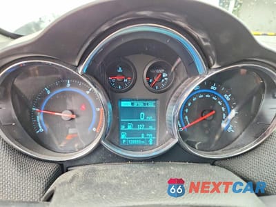 Zdjęcie 9 z 12 samochodu: 2014 CHEVROLET CRUZE VIN:1G1P75SZ6E7138135 - miniatura