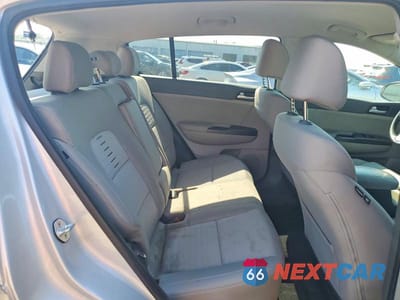 Zdjęcie 11 z 14 samochodu: 2017 KIA SPORTAGE LX VIN:KNDPM3AC9H7233780 - miniatura
