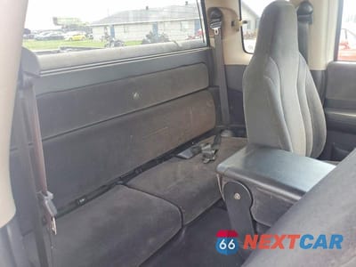 Zdjęcie 10 z 12 samochodu: 2001 DODGE DAKOTA VIN:1B7GL22X51S172851 - miniatura