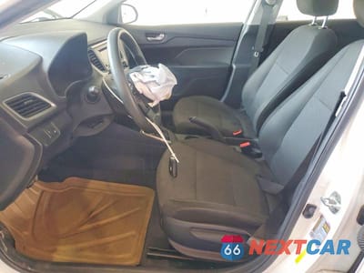 Zdjęcie 7 z 12 samochodu: 2018 HYUNDAI ACCENT SE VIN:3KPC24A34JE010594 - miniatura
