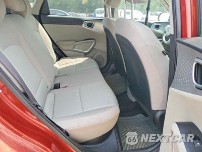 Zdjęcie 10 z 12 samochodu: 2020 KIA SOUL LX VIN:KNDJ23AU0L7057859 - miniatura