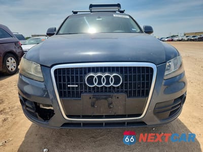 Piąte zdjęcie samochodu w środku: 2010 AUDI Q5 PREMIUM VIN:WA1CKAFP2AA098603 - miniatura