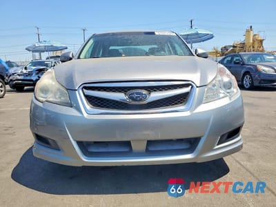 Piąte zdjęcie samochodu w środku: 2011 SUBARU LEGACY 2.5I PREMIUM VIN:4S3BMBF69B3249645 - miniatura