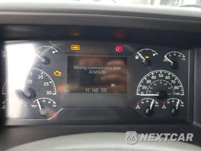 Zdjęcie 9 z 13 samochodu: 2022 VOLVO VNL SEMI TRUCK VIN:4V4NC9EH9NN288020 - miniatura