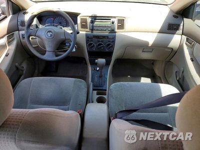 Zdjęcie 8 z 12 samochodu: 2005 TOYOTA COROLLA CE VIN:1NXBR32E35Z388295 - miniatura