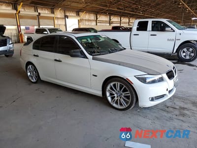 Czwarte zdjęcie samochodu z boku: 2011 BMW 328 I SULEV VIN:WBAPH5G53BNM76431 - miniatura