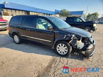 Czwarte zdjęcie samochodu z boku: 2014 CHRYSLER TOWN & COUNTRY TOURING VIN:2C4RC1BG8ER348429 - miniatura