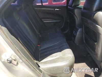 Zdjęcie 10 z 12 samochodu: 2018 CHRYSLER 300 S VIN:2C3CCABG3JH214096 - miniatura