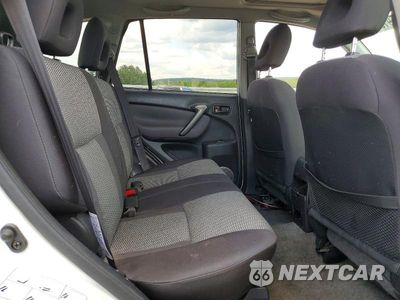 Zdjęcie 11 z 13 samochodu: 2005 TOYOTA RAV4 BASE VIN:JTEHD20V850058438 - miniatura