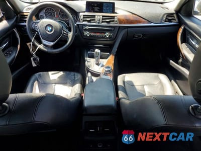 Zdjęcie 8 z 12 samochodu: 2015 BMW 328 XI SULEV VIN:WBA3B5G55FNS12620 - miniatura