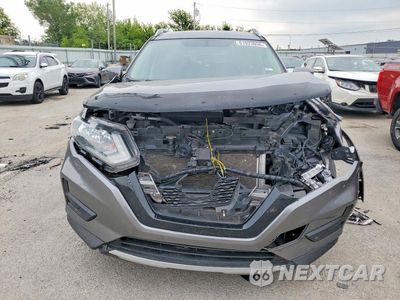 Piąte zdjęcie samochodu w środku: 2020 NISSAN ROGUE S VIN:5N1AT2MV9LC767955 - miniatura