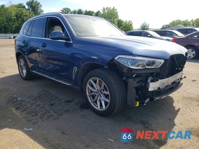 Czwarte zdjęcie samochodu z boku: 2022 BMW X5 XDRIVE40I VIN:5UXCR6C05N9J09847 - miniatura