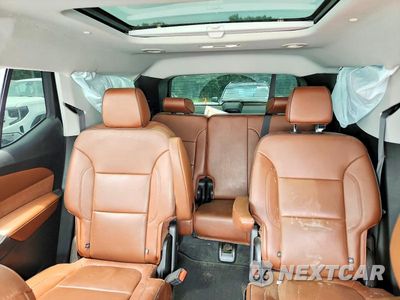 Zdjęcie 10 z 13 samochodu: 2019 CHEVROLET TRAVERSE HIGH COUNTRY VIN:1GNERNKW6KJ318848 - miniatura
