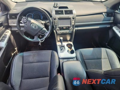 Zdjęcie 8 z 12 samochodu: 2014 TOYOTA CAMRY HYBRID SE VIN:4T1BD1FK9EU134500 - miniatura