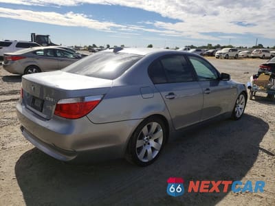 Trzecie zdjęcie samochodu z tyłu: 2007 BMW 530 I VIN:WBANE73547CM53194 - miniatura