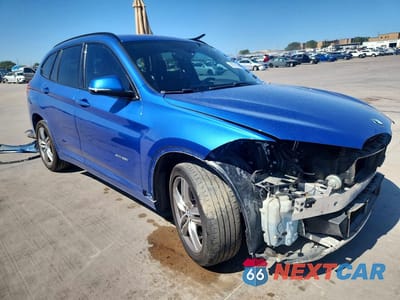 Czwarte zdjęcie samochodu z boku: 2017 BMW X1 XDRIVE28I VIN:WBXHT3C38H5F71046 - miniatura