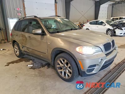 Czwarte zdjęcie samochodu z boku: 2012 BMW X5 XDRIVE35I VIN:5UXZV4C52CL743848 - miniatura