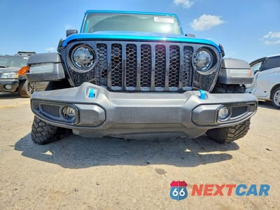 Piąte zdjęcie samochodu w środku: 2023 JEEP WRANGLER 4XE VIN:1C4JJXN6XPW652428 - miniatura