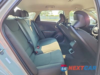Zdjęcie 10 z 12 samochodu: 2026 KIA K4 LXS VIN:3KPFT4DE1TE310152 - miniatura