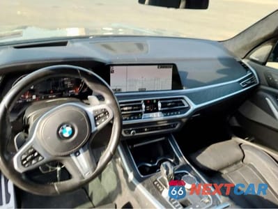 Zdjęcie 9 z 12 samochodu: 2022 BMW X7 M50I VIN:5UXCX6C02N9K13685 - miniatura