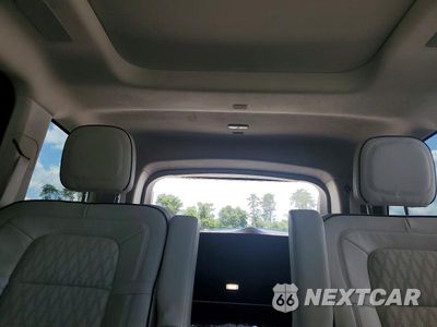Zdjęcie 10 z 13 samochodu: 2023 LINCOLN AVIATOR BLACK LABEL VIN:5LM5J9XC4PGL23176 - miniatura