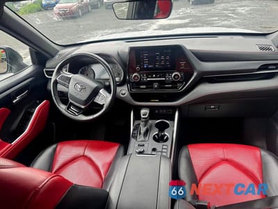 Zdjęcie 7 z 15 samochodu: 2024 TOYOTA HIGHLANDER XSE VIN:5TDKDRBH5RS571787 - miniatura