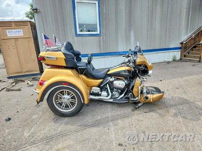 2017 HARLEY-DAVIDSON FLHTCUTG TRI GLIDE ULTRA 1HD1MAD1XHB854395 - główne zdjęcie licytacji z USA - miniatura