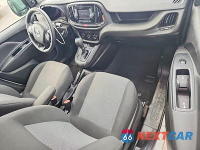 Zdjęcie 8 z 13 samochodu: 2021 RAM PROMASTER CITY VIN:ZFBHRFAB7M6T36519 - miniatura