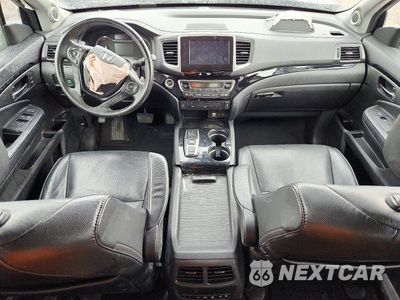 Zdjęcie 8 z 13 samochodu: 2018 HONDA PILOT TOURING VIN:5FNYF6H93JB037781 - miniatura