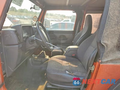 Zdjęcie 7 z 12 samochodu: 2002 JEEP WRANGLER / TJ X VIN:1J4FA39S62P750472 - miniatura