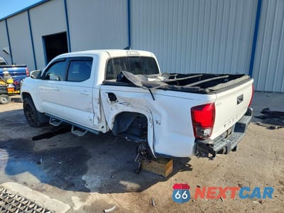 Drugie zdjęcie samochodu z przodu: 2018 TOYOTA TACOMA SR5 V6 VIN:3TMAZ5CN9JM075552 - miniatura