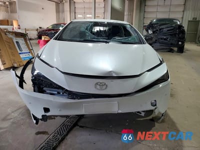 Piąte zdjęcie samochodu w środku: 2024 TOYOTA PRIUS XLE VIN:JTDACAAU6R3035754 - miniatura