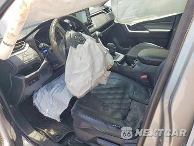 Zdjęcie 7 z 12 samochodu: 2020 TOYOTA RAV4 LE VIN:2T3H1RFV2LC070088 - miniatura