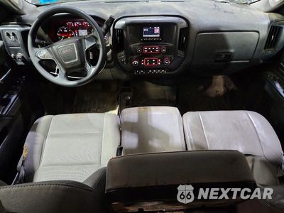 Zdjęcie 8 z 12 samochodu: 2015 GMC SIERRA K3500 VIN:1GT421EG2FF666256 - miniatura