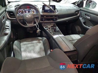 Zdjęcie 8 z 12 samochodu: 2025 NISSAN ROGUE SV VIN:5N1BT3BA3SC815314 - miniatura