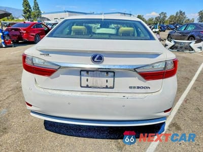 Zdjęcie 6 z 13 samochodu: 2016 LEXUS ES 300H VIN:JTHBW1GGXG2101169 - miniatura