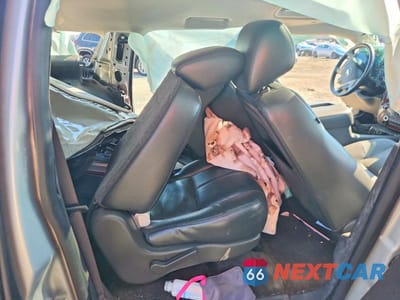 Zdjęcie 10 z 12 samochodu: 2013 CHEVROLET SUBURBAN K1500 LT VIN:1GNSKJE74DR231846 - miniatura