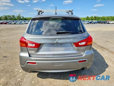 Zdjęcie 6 z 13 samochodu: 2012 MITSUBISHI OUTLANDER SPORT SE VIN:JA4AR4AU0CZ004417 - miniatura