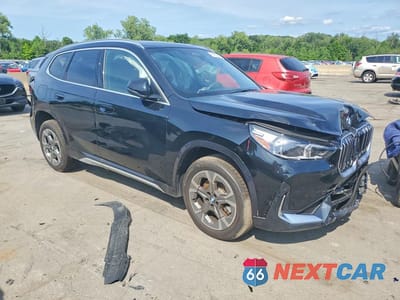 Czwarte zdjęcie samochodu z boku: 2026 BMW X1 XDRIVE28I VIN:WBX73EF06T5571416 - miniatura
