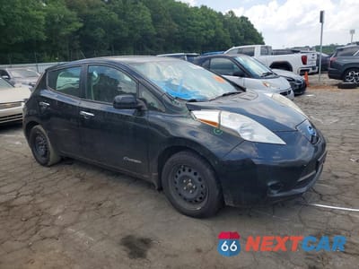 Czwarte zdjęcie samochodu z boku: 2015 NISSAN LEAF S VIN:1N4AZ0CP7FC317080 - miniatura
