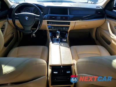Zdjęcie 8 z 12 samochodu: 2014 BMW 528 XI VIN:WBA5A7C54ED616719 - miniatura