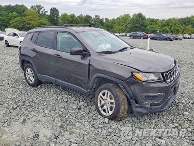 Czwarte zdjęcie samochodu z boku: 2018 JEEP COMPASS SPORT VIN:3C4NJDABXJT180070 - miniatura