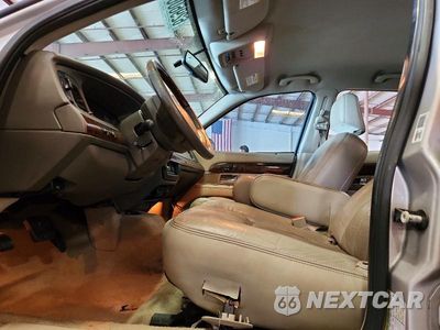 Zdjęcie 7 z 12 samochodu: 2007 MERCURY GRAND MARQUIS LS VIN:2MEFM75W17X616207 - miniatura