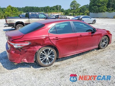 Trzecie zdjęcie samochodu z tyłu: 2018 TOYOTA CAMRY SE VIN:4T1B11HKXJU597505 - miniatura