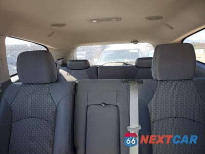 Zdjęcie 10 z 14 samochodu: 2011 CHEVROLET TRAVERSE LS VIN:1GNKRFED0BJ374089 - miniatura