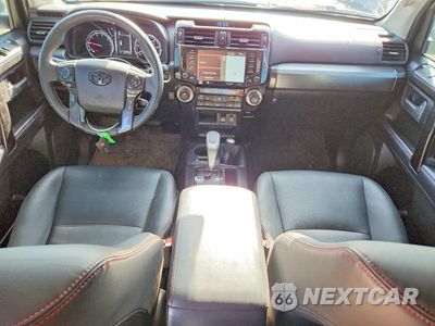 Zdjęcie 8 z 14 samochodu: 2020 TOYOTA 4RUNNER TRD PRO VIN:JTEBU5JR6L5745376 - miniatura