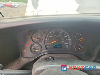 Zdjęcie 9 z 13 samochodu: 2005 CHEVROLET EXPRESS G3500 VIN:1GBHG31UX51110965 - miniatura
